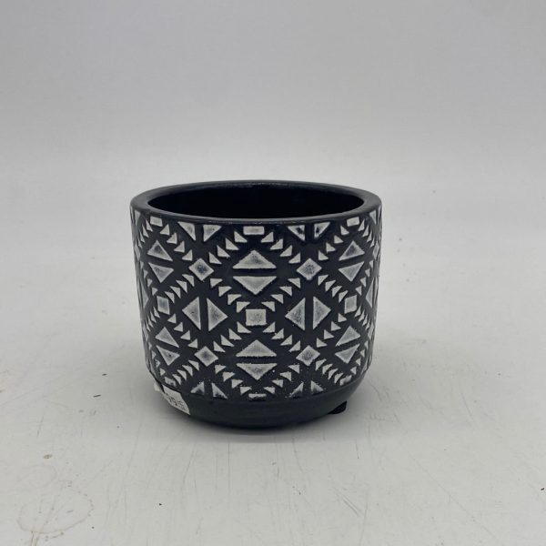 Black Motif Pots Online