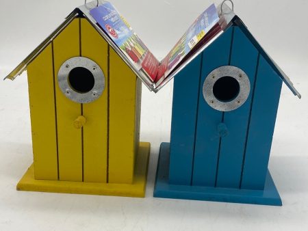 Wren and Chickadee Bird House For Cheap