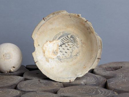 Shipwreck Cargo Discovery of Turaing Suchathai Bowl with Fish Decoration CA 1370 - 1400 Discount