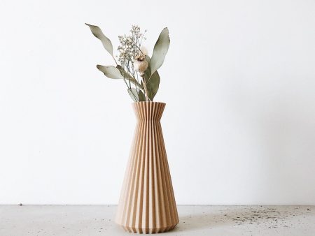 ISHI Vase Online now