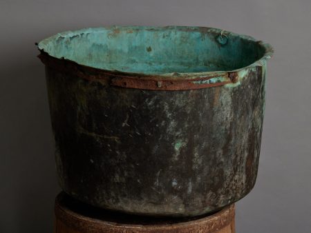 Large French Copper Basin with Rusticated Iron Band and a Beautiful Patina Online Sale