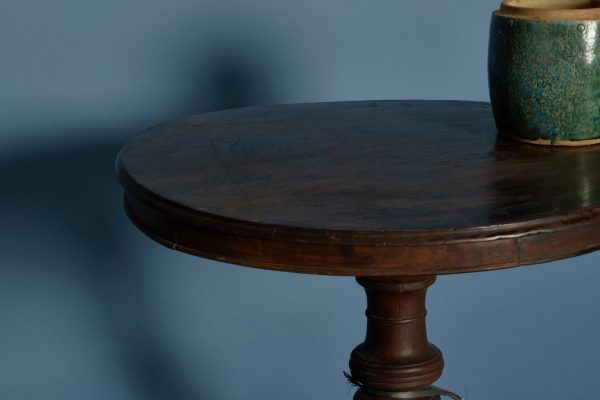 Solid Dutch Colonial Round Tavern Table Online Hot Sale